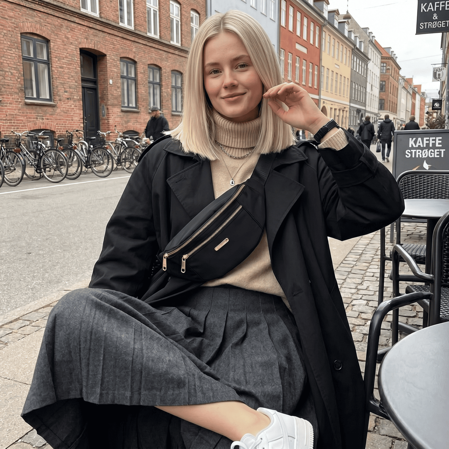Midjeväska Med Elegant Design